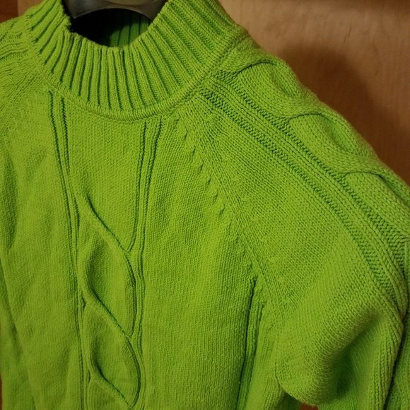 Green Knit Pattern Sweater - Picture 1 of 3